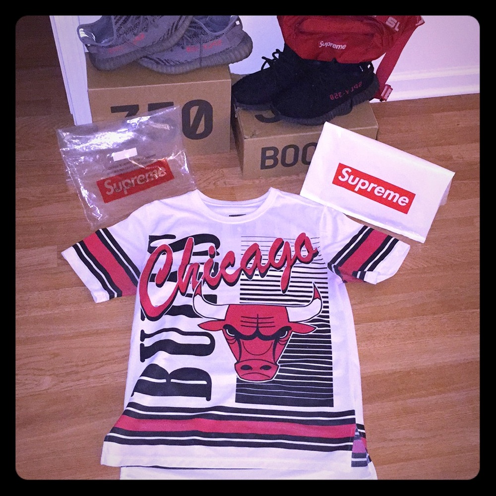 UNK Brand Bulls Jersey Tee
